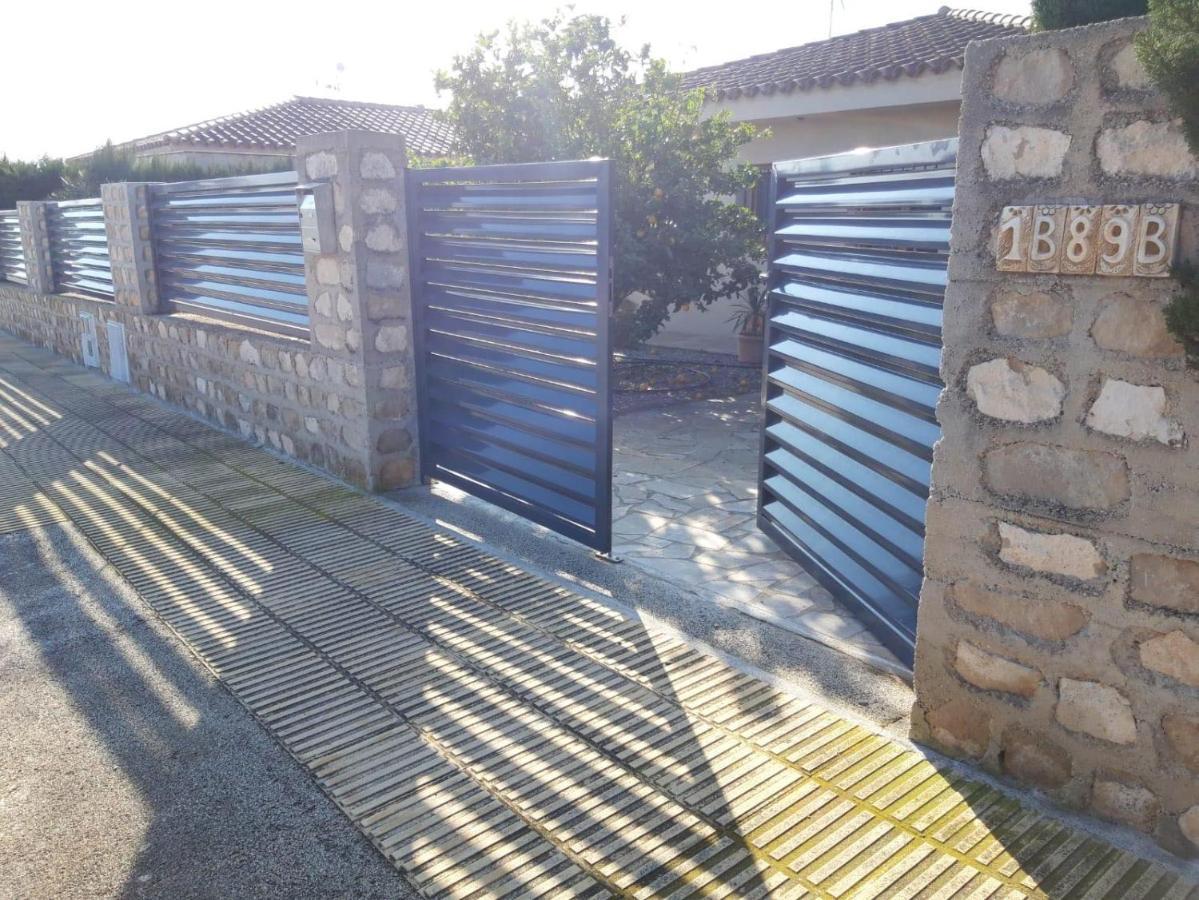 Vila Casa La Rana Calafat Exteriér fotografie